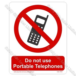 PA54 - Do Not Use Phone Sign