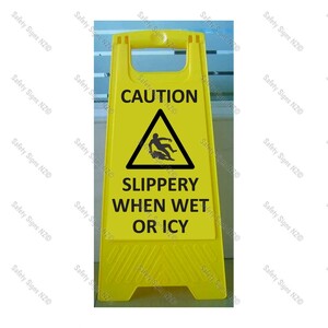 CYO|WG98A – Slippery When Wet + Icy Sign